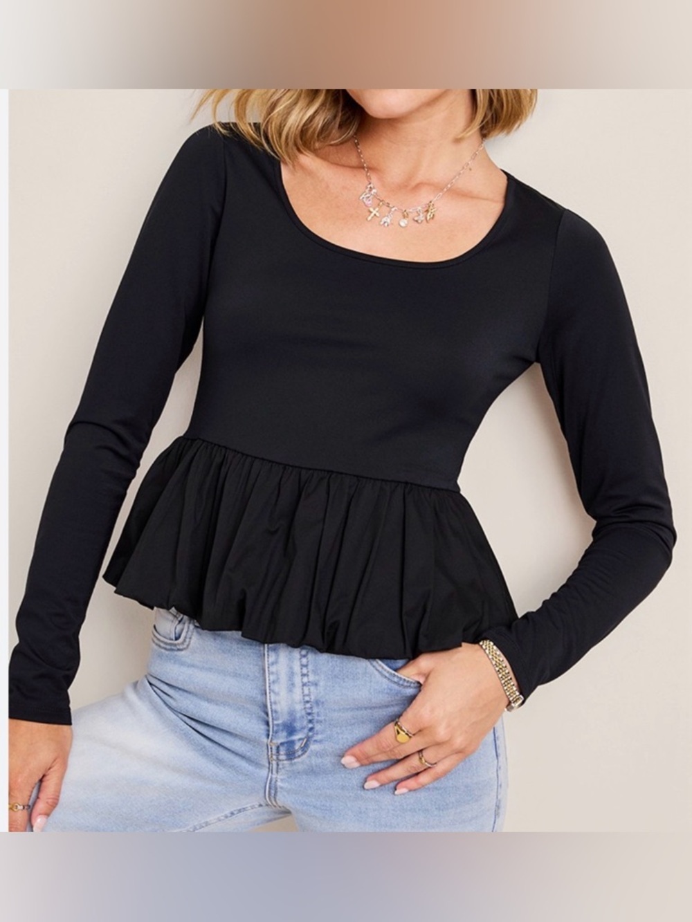 Francesca‘s NWT Tara bubble peplum top, small